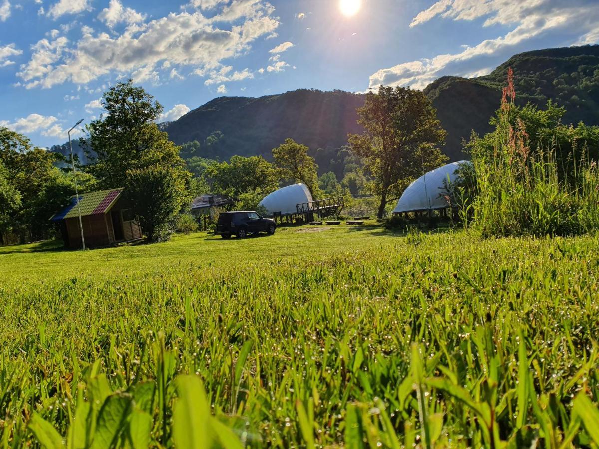 Отель Sunrise Glamping Retreat Galesu Экстерьер фото